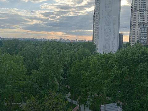 комната по адресу Червоной Калины просп. (Владимира Маяковского), 5-А