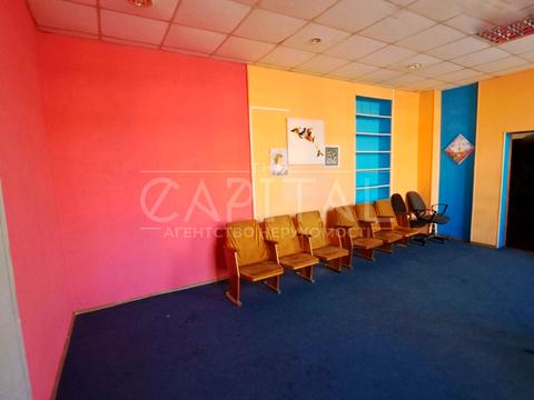 комерційна за адресою Ярослава Мудрого вул., 20