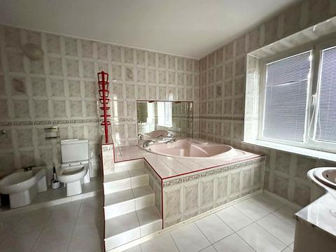 будинок за адресою Дзержинского, 8