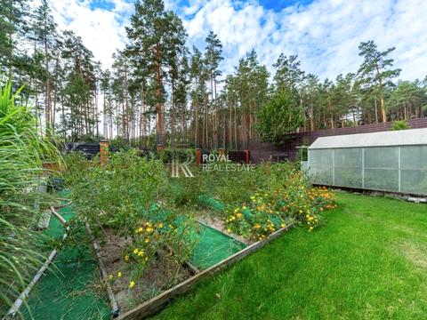 будинок за адресою Вишнева вул. (Леніна)