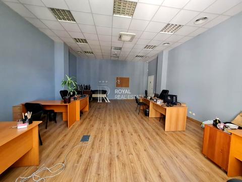 коммерческая по адресу Дениса Монастирського ул. (Василя Сурікова), 3А