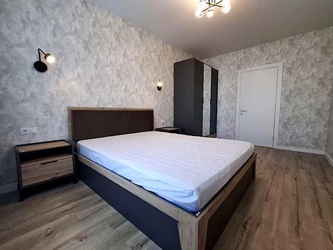 квартира за адресою Дніпровська набережна вул., 17-К