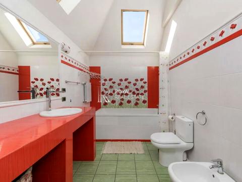 дом по адресу набережна, 48