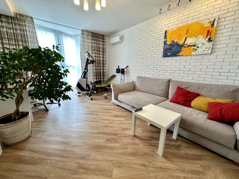 квартира по адресу Драгоманова ул., 2