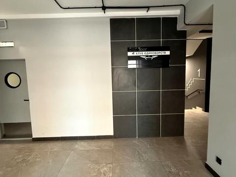 комерційна за адресою Левка Лук'яненка вул. (Маршала Тимошенка), 21