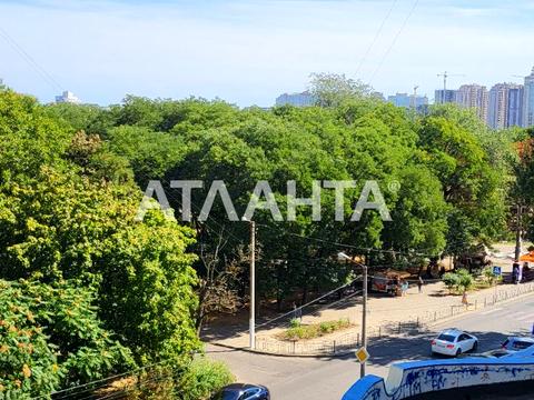 квартира за адресою Одеса, Добровольців вул. (Маршала Говорова), 10/2