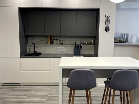 квартира за адресою Академіка Глушкова просп., 9-Д