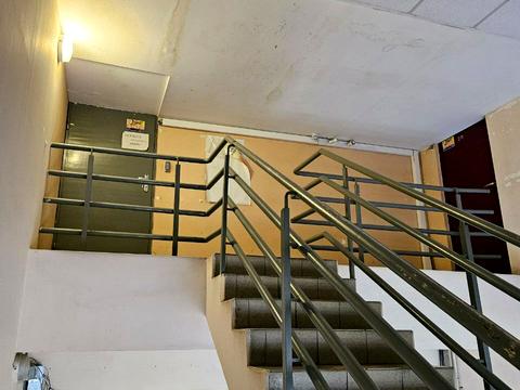 комерційна за адресою Сергія Подолинського вул. (Благоєва), 31Б