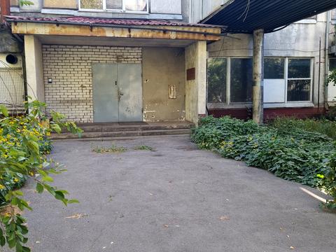 комерційна за адресою Будівельників вул., 34