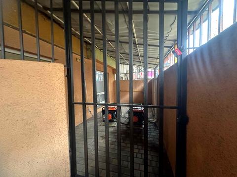 комерційна за адресою Академіка Сахарова вул., 36