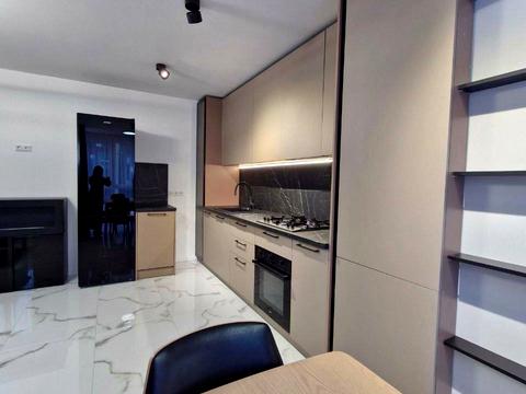 квартира по адресу Степана Бандеры ул., 1