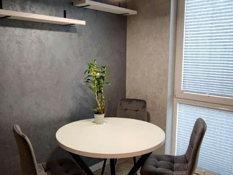 квартира за адресою Дениса Січинського вул., 2