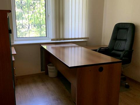 комерційна за адресою Хорива пров., 4