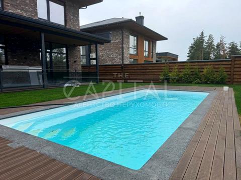 будинок за адресою Вишнева вул.