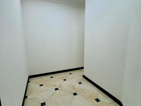 коммерческая по адресу Генуэзская ул., 24б