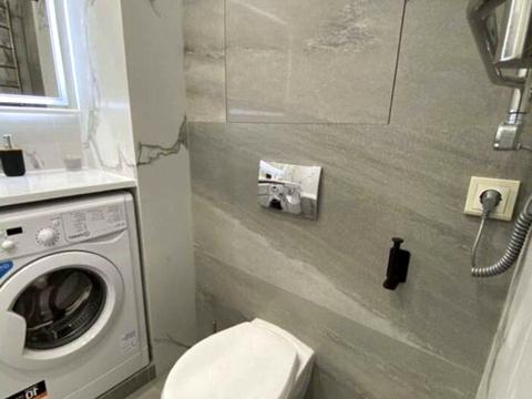 квартира за адресою Одеса, Жаботинського вул. (Пролетарская улица), 56а