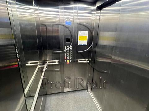 квартира за адресою Дніпровська набережна вул., 13