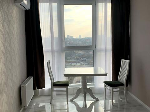 квартира за адресою Володимира Брожка вул. (Кіровоградська), 70