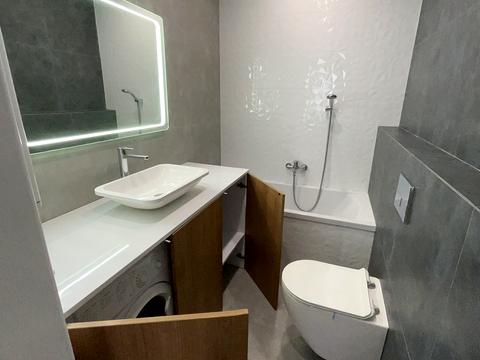 квартира за адресою Зарічна вул., 4