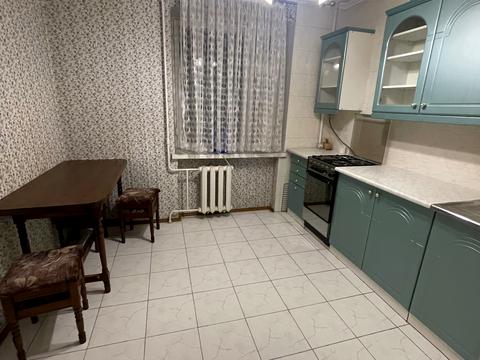 квартира за адресою Феодосійська вул., 6