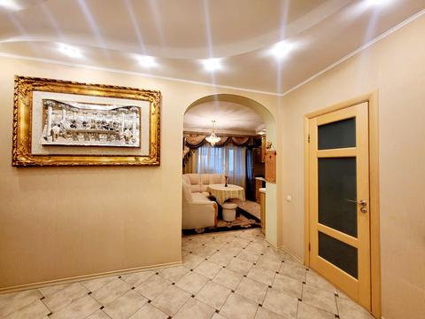 квартира за адресою Василя Симоненка вул., 2