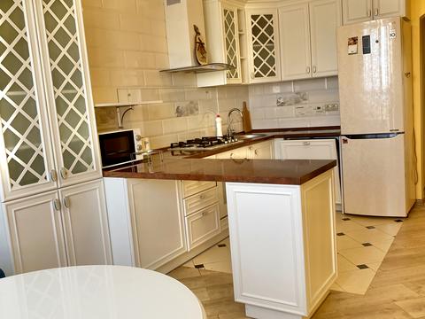 квартира за адресою Метрологічна вул., 11-В