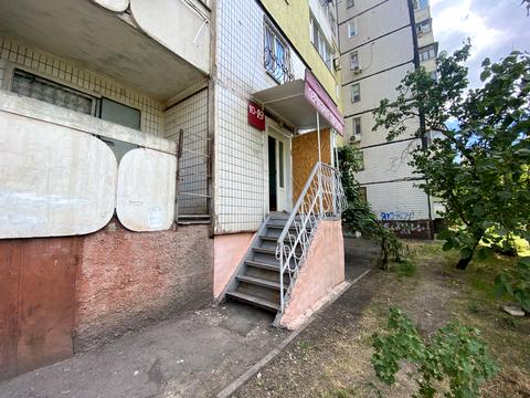 комерційна за адресою Гірницький мікрорайон , 25