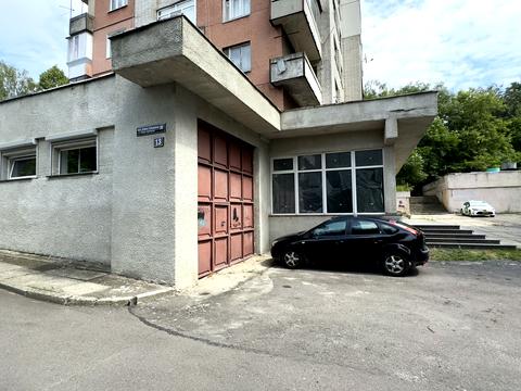 коммерческая по адресу Ольжича ул., 13