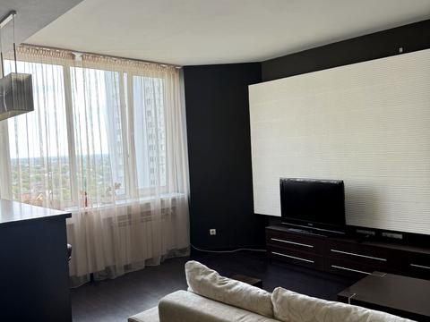 квартира по адресу Миколы Бажана просп., 12