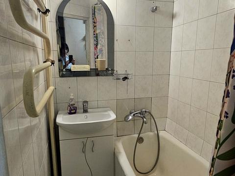 квартира за адресою Раїси Окіпної вул., 5