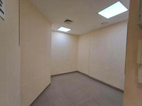 комерційна за адресою Басейна вул., 7-В