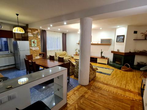 будинок за адресою Примакова