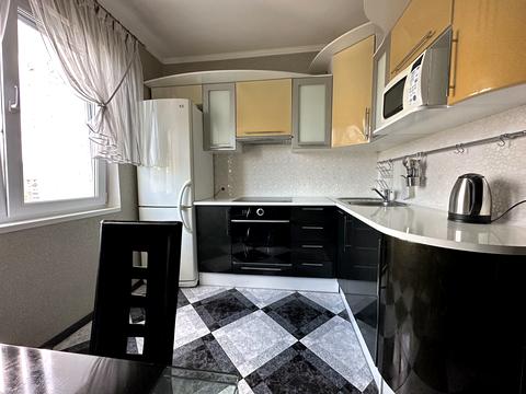 квартира за адресою Степана Олійника вул., 3