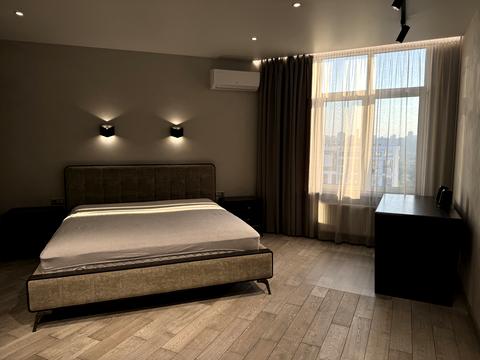 квартира за адресою Київ, Микільсько-Слобідська вул., 8