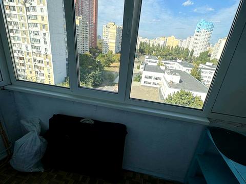 квартира за адресою Ревуцького вул., 17-Б