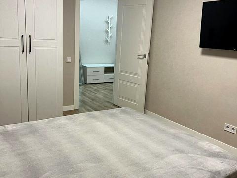 квартира за адресою Ревуцького вул., 40-В