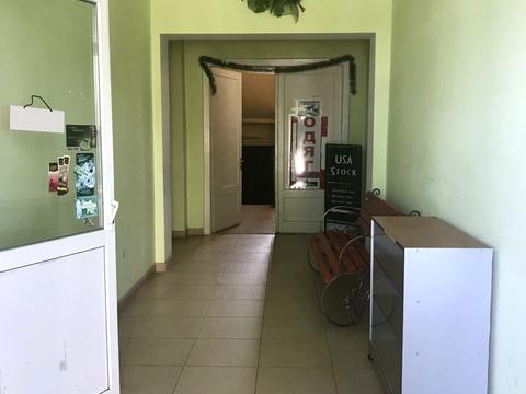 коммерческая по адресу Андрея Шептицкого ул., 5