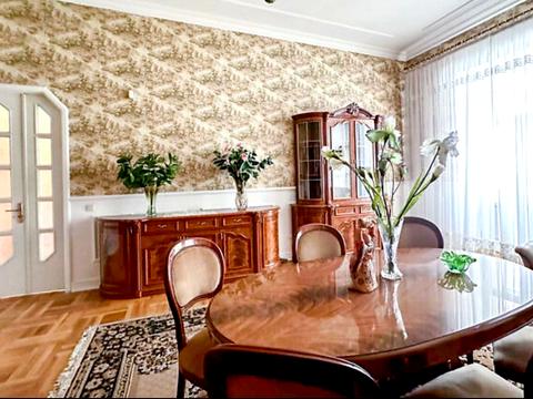 квартира за адресою Олександра Кониського вул., 30