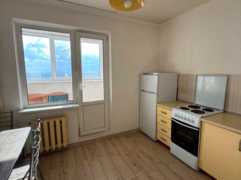 квартира за адресою Григорія Ващенка вул., 1