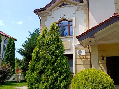 будинок за адресою Уютная