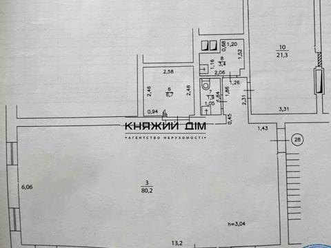 комерційна за адресою Межигірська вул., 3