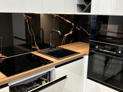 квартира за адресою Академіка Сахарова вул., 36