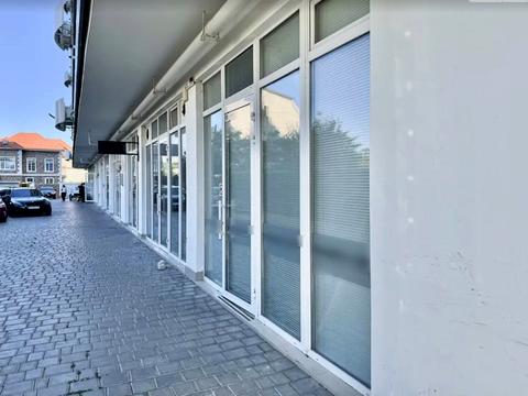 комерційна за адресою Львівська вул., 15б