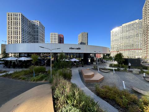 комерційна за адресою Всеволода Змієнка вул., 21а