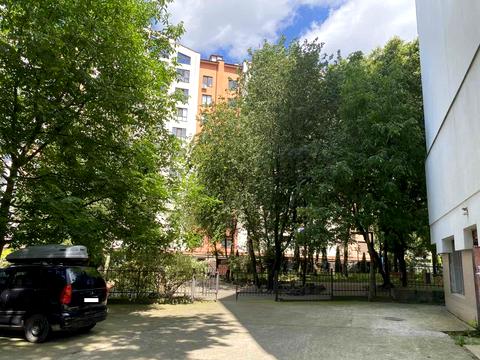 квартира за адресою Гетьмана Петра Дорошенка вул., 18б