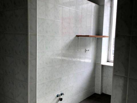 комерційна за адресою Павла Тичини вул., 2-А