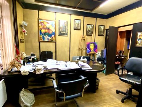 комерційна за адресою Івана Рутковича вул. (), 4