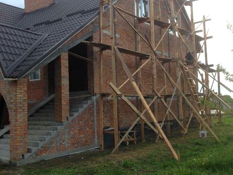 будинок за адресою Приозерна вул.