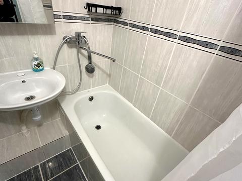 квартира за адресою Симиренка вул., 12-Б