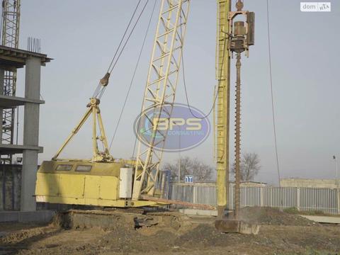 коммерческая по адресу василя  Стрейпса, 1
